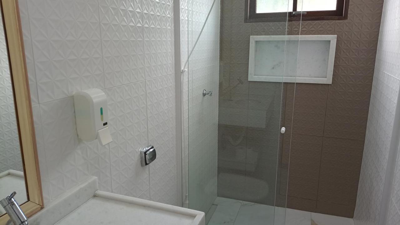 Casa Roxa Com Piscina Em Condominio Парати Экстерьер фото